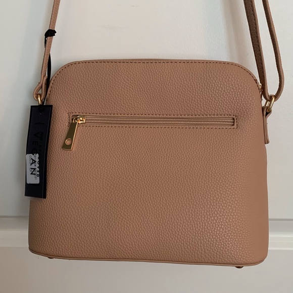 Crossbody handbag with adjustable strap - Picture 9 of 10